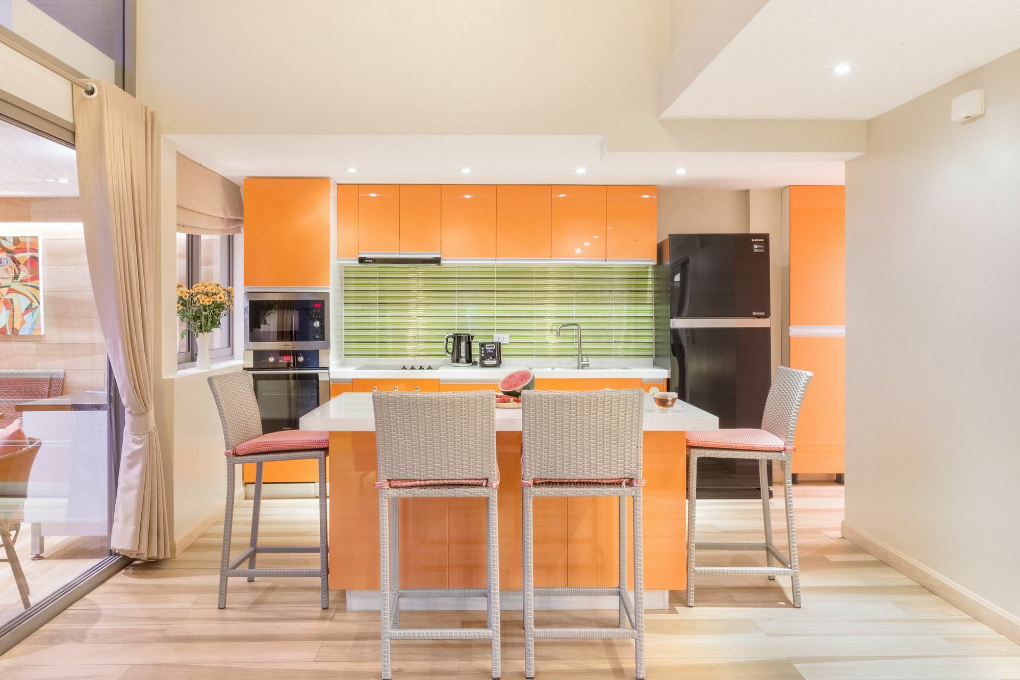 2 Bedrooms Aperol Villa
