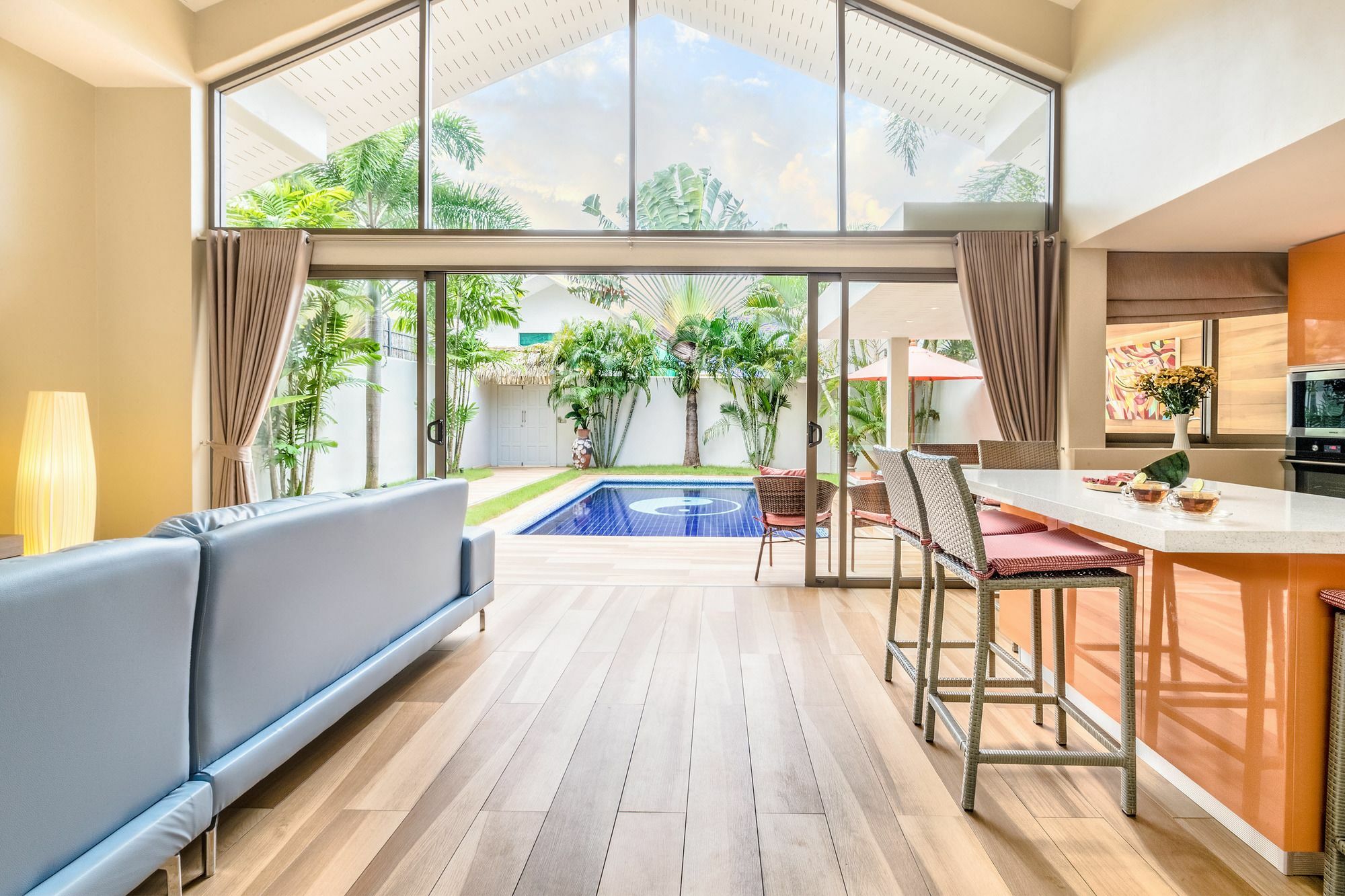 2 Bedrooms Aperol Villa *